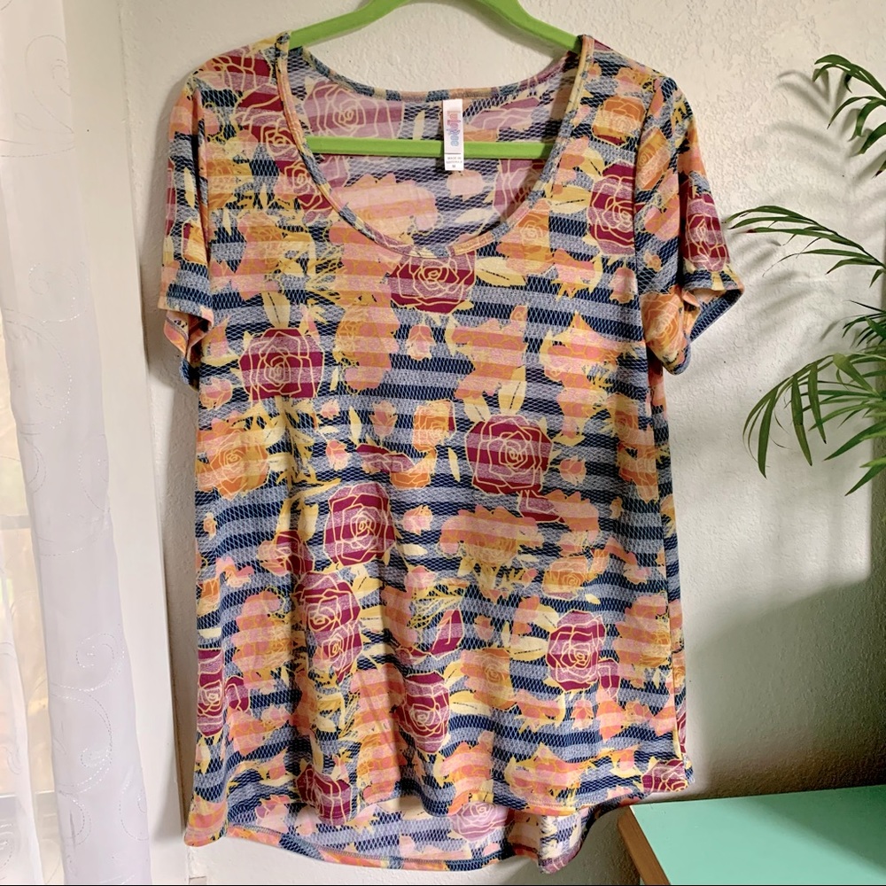 LuLaRoe Tshirt Top
